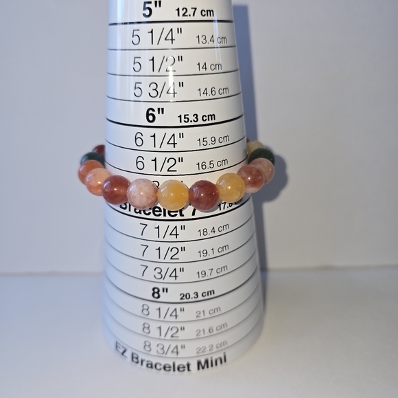 Rabbit 🐇 Hair Quartz Bracelet - Picture 6 of 7